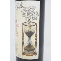 Etiquette de vin symbolisant le temps qui passe