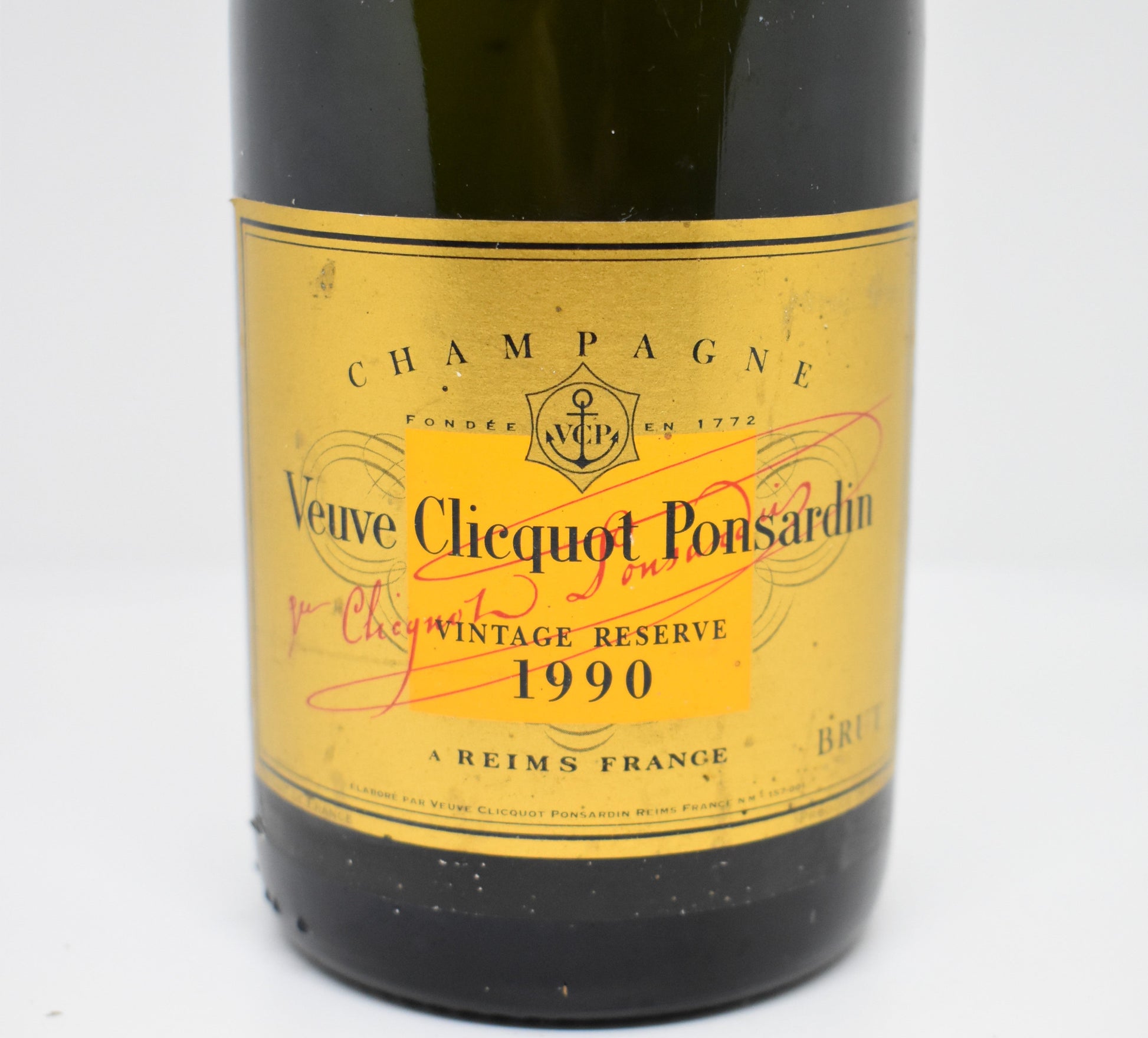 Livraison à domicile : Veuve Clicquot Vintage Réserve 1990